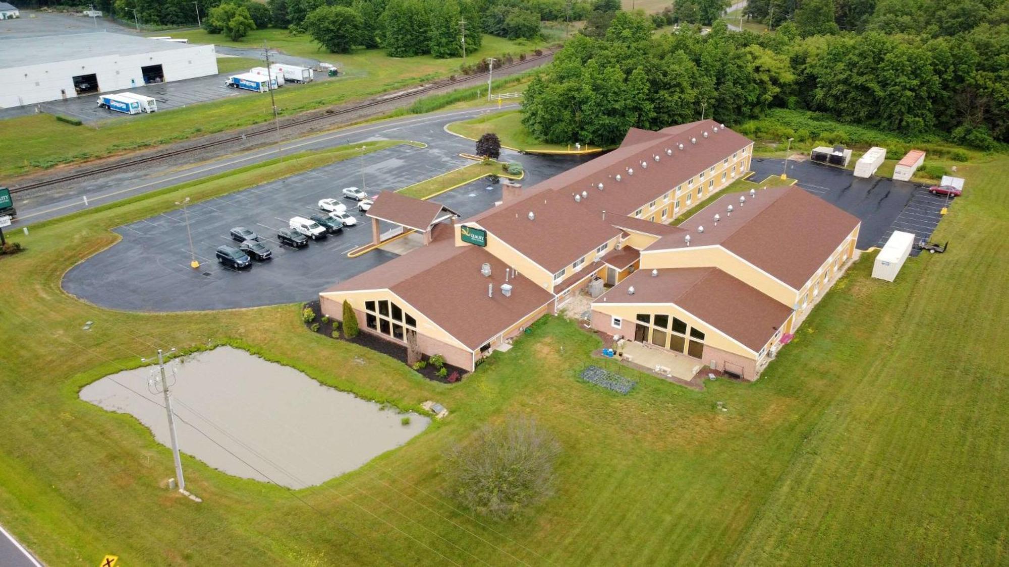 Quality Inn & Suites Harrington - Milford Екстериор снимка