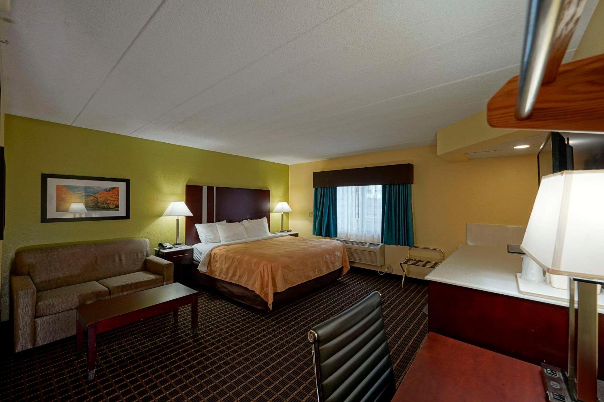 Quality Inn & Suites Harrington - Milford Екстериор снимка